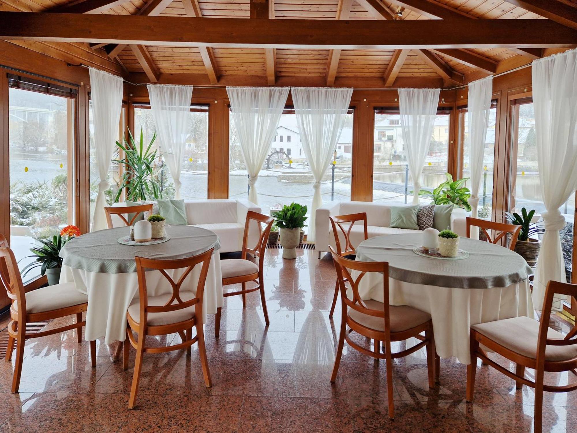 Romantik Eleonora Hotel